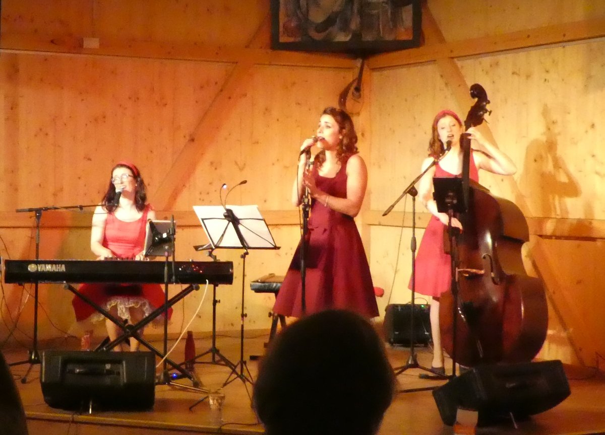 The Reveilles: Best of Hits der Andrews Sisters